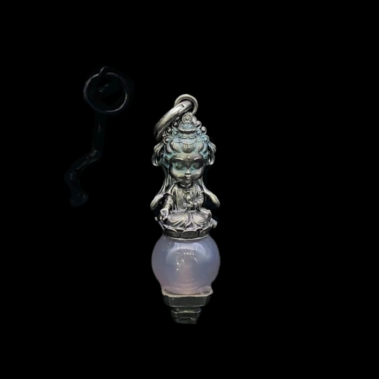 Cute Guanyin Pendant Necklace with Chalcedony Bead