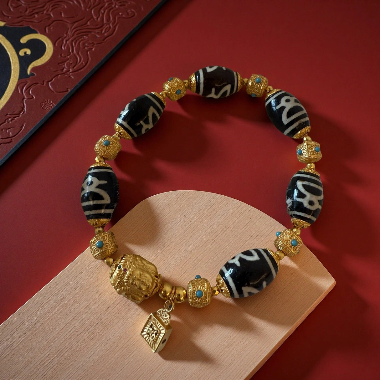 Fortune Dzi Bead Bracelet – Four-Faced Buddha & Wealth Talisman