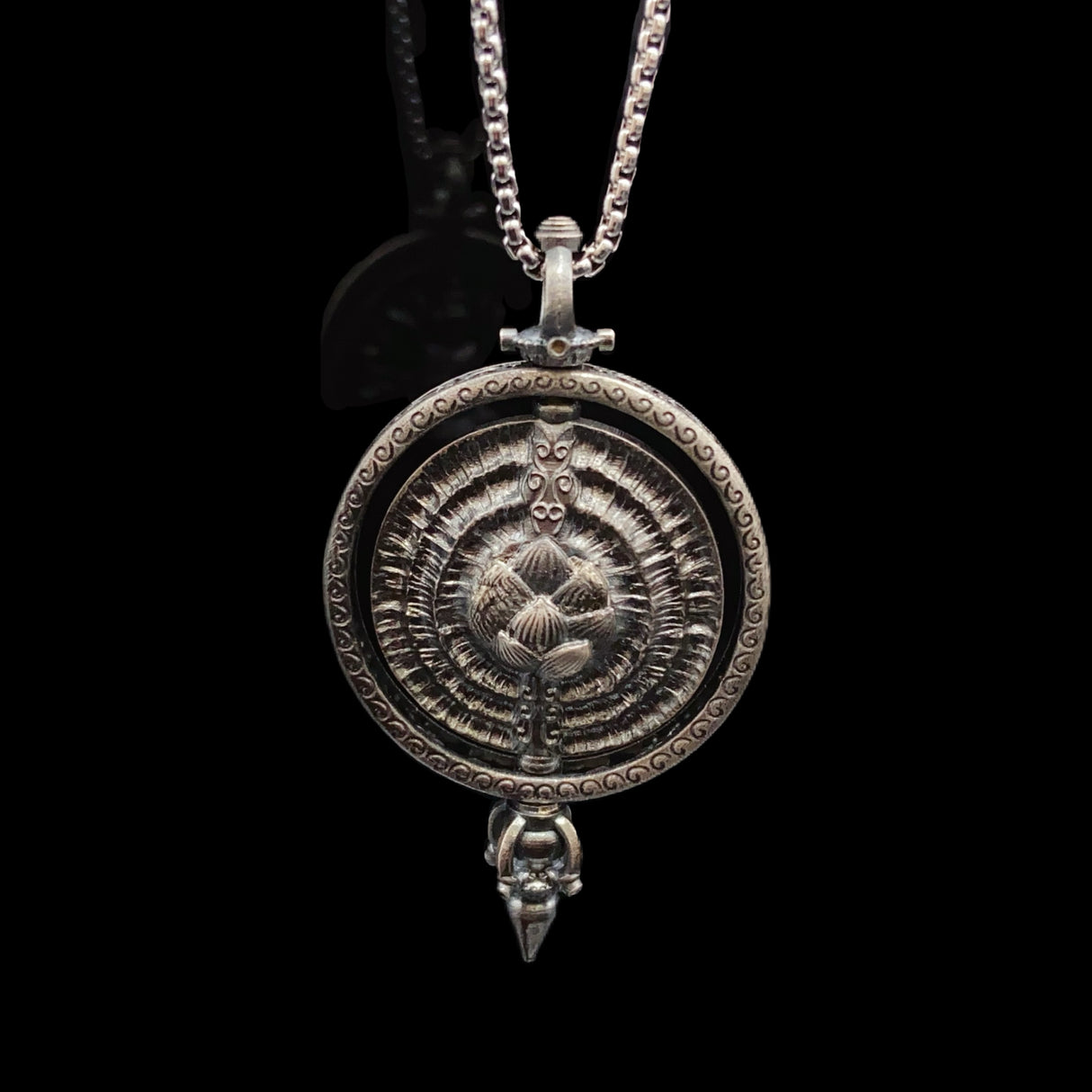 Vajra and Thousand - Handed Guanyin Pendant Necklace