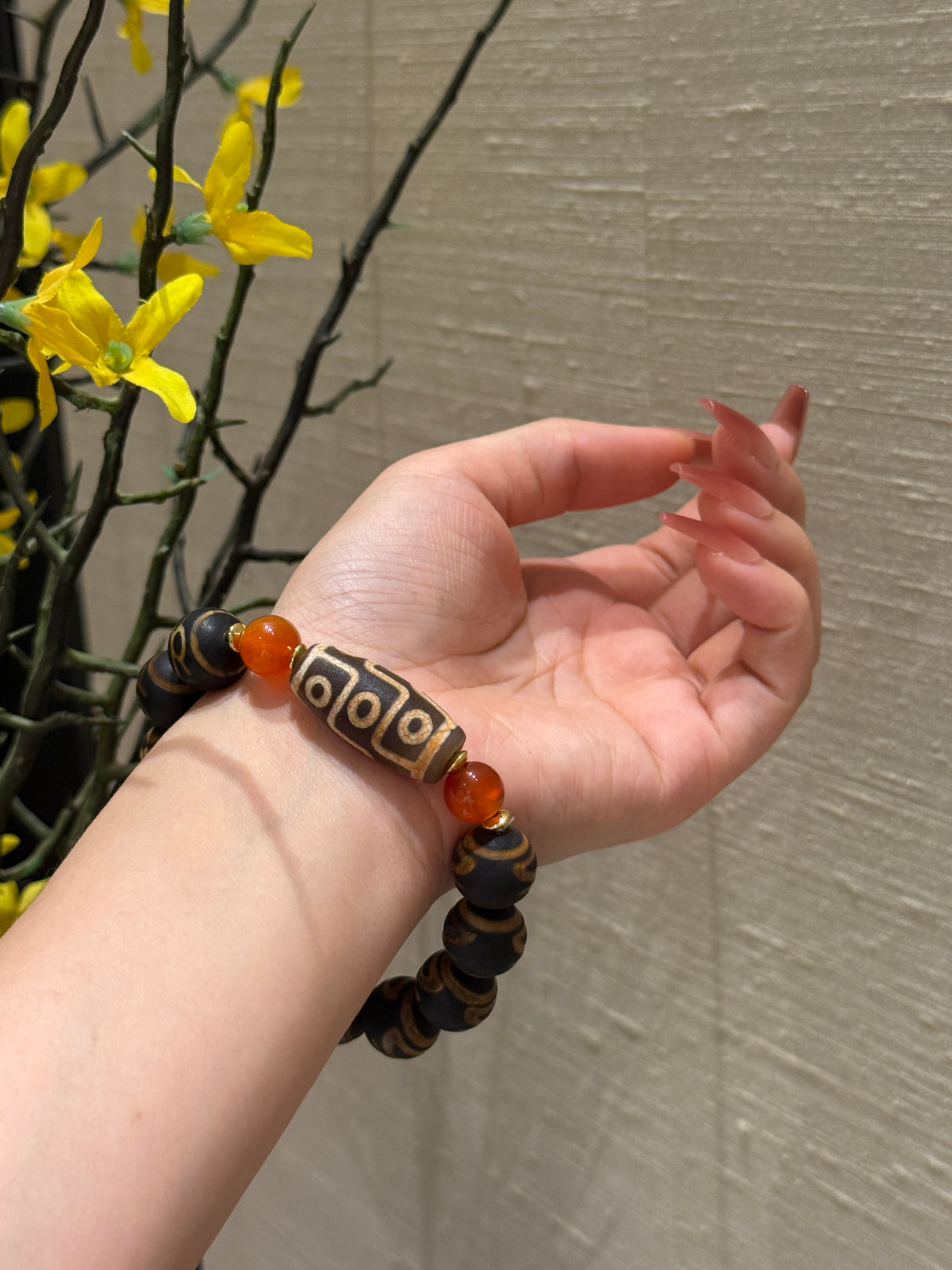 Tibetan Nine - Eye Dzi Bead Bracelet