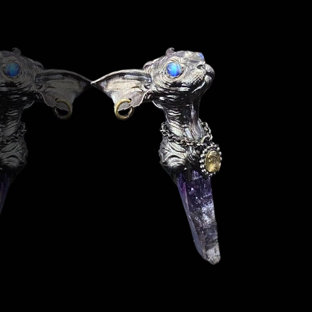 Guardian Cat Dagger Pendant – S925 Sterling Silver & Raw Amethyst Talisman