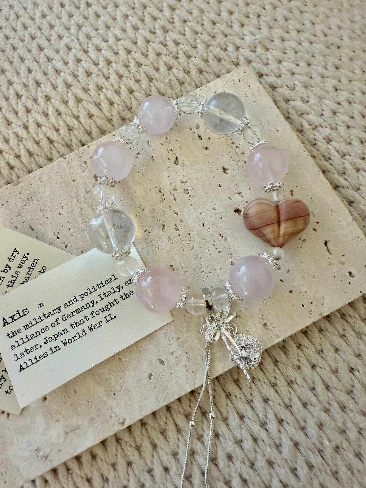 Romantic&Healing—Serene Heartstone Crystal Bracelet